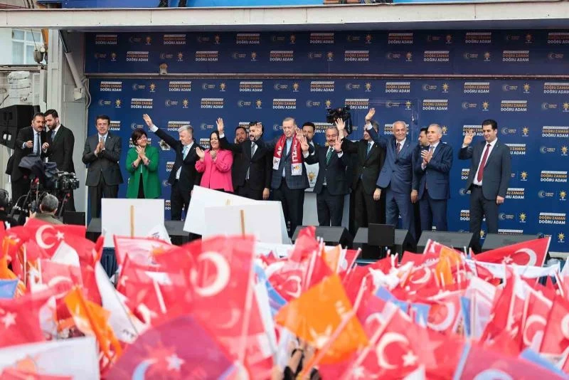 Güngör, Cumhurbaşkanı Erdoğan’ı bağrına basan Denizlilere teşekkür etti
