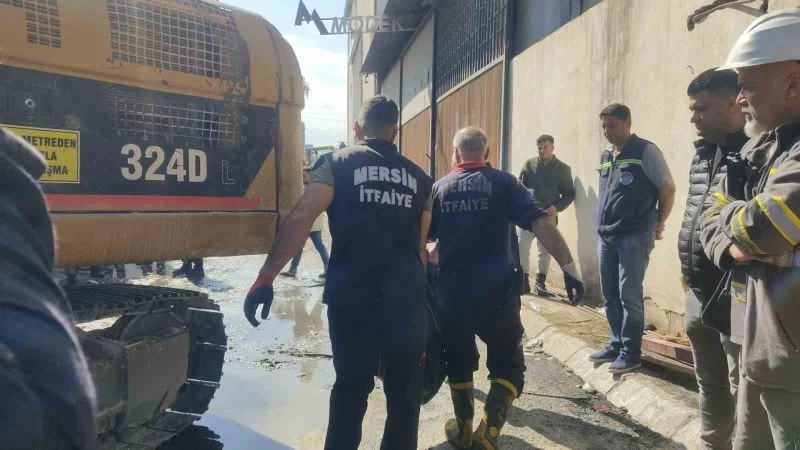 Mersin’deki yangında 3 kişinin cansız bedenine ulaşıldı
