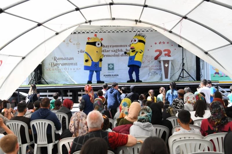 Osmaniye’de depremzede çocukların 