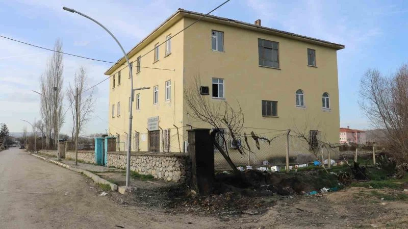 Gizemli zehirlenme de Hekzan iddiası
