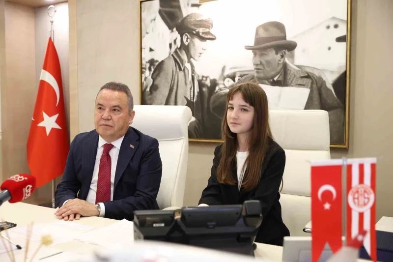 Çocuk Başkanın ilk talimatı  yeşil alanların arttırılması oldu
