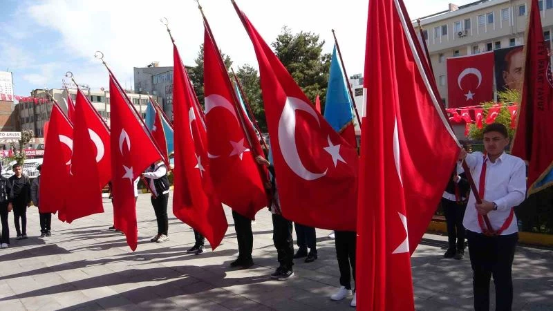 Van’da 23 Nisan kutlamalar başladı

