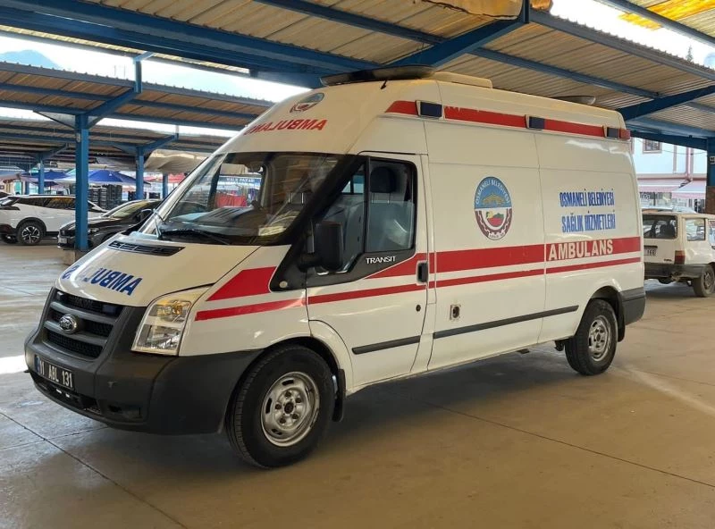 Osmaneli Belediyesine 1 ambulans hibe edildi
