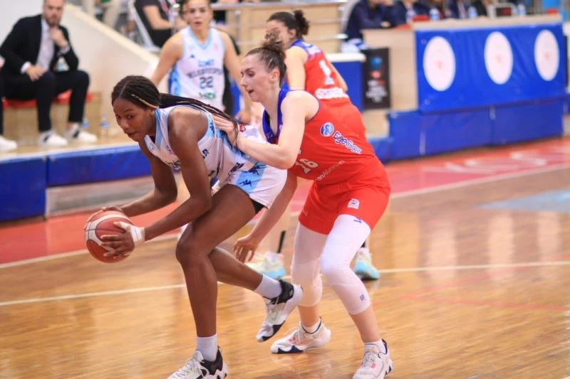 Kadınlar Basketbol Ligi: İzmit Belediyespor: 65 - BOTAŞ Gelişim: 68
