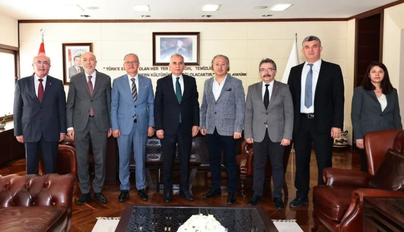 Turizmcileri ağırlayan Başkan Zolan; 