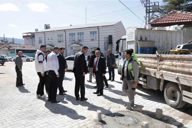 Kütahya’nın Zığra Mahallesi’ne 4 bin 500 metrekare kilit taşı
