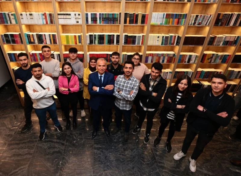 Bilim, kültür ve sanat merkezi Denizli, kütüphanesine kavuştu
