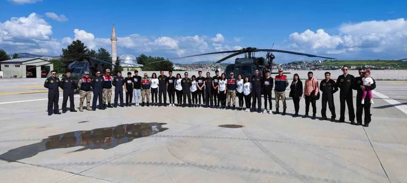 Siirt’te Dünya Pilotlar Günü’nde öğrencilere özel gösteri
