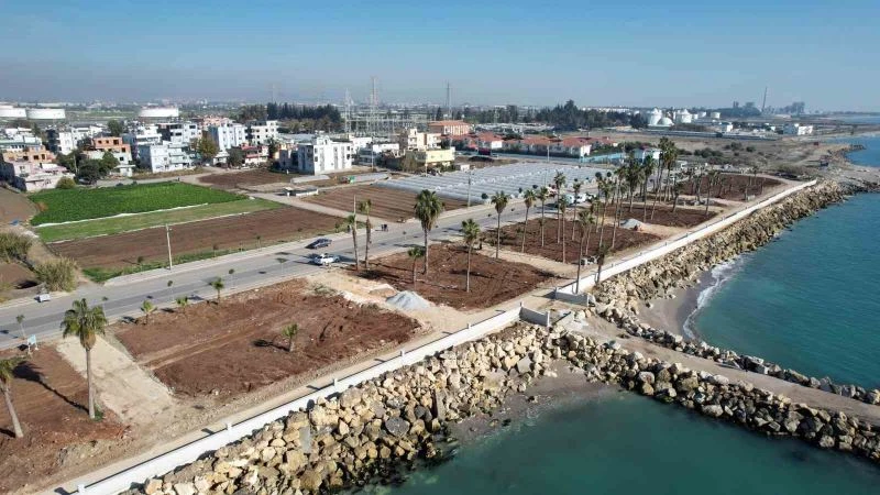 Karaduvar sahili yenileniyor
