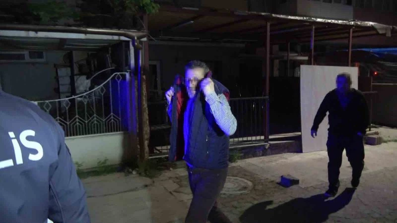 Komedi filmi gibi kumar operasyonu: “Nikah kıyıyorduk”
