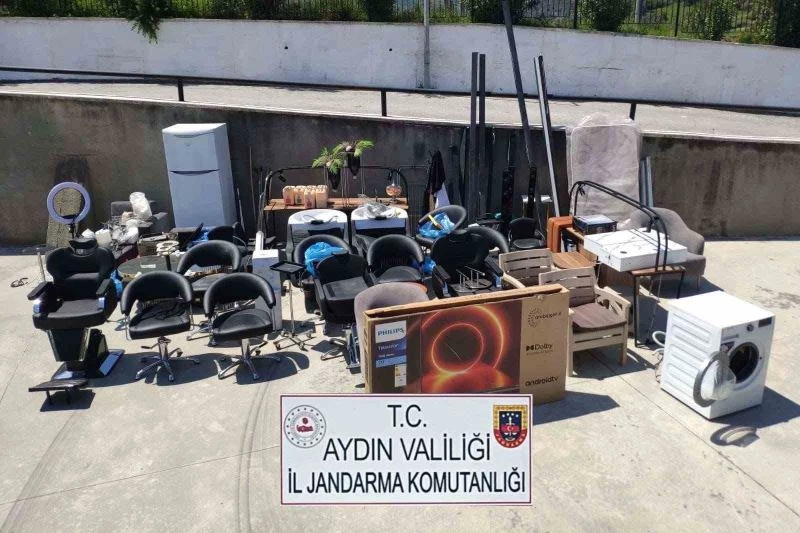 Kuaförden 40 bin TL değerindeki kadın saç boyası çaldılar

