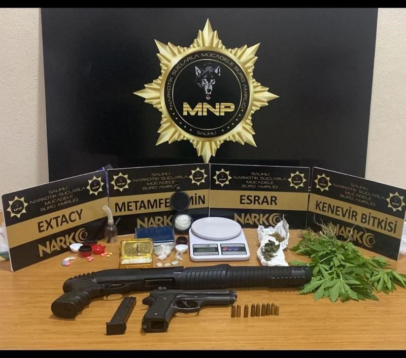 Salihli polisinden uyuşturucuya geçit yok
