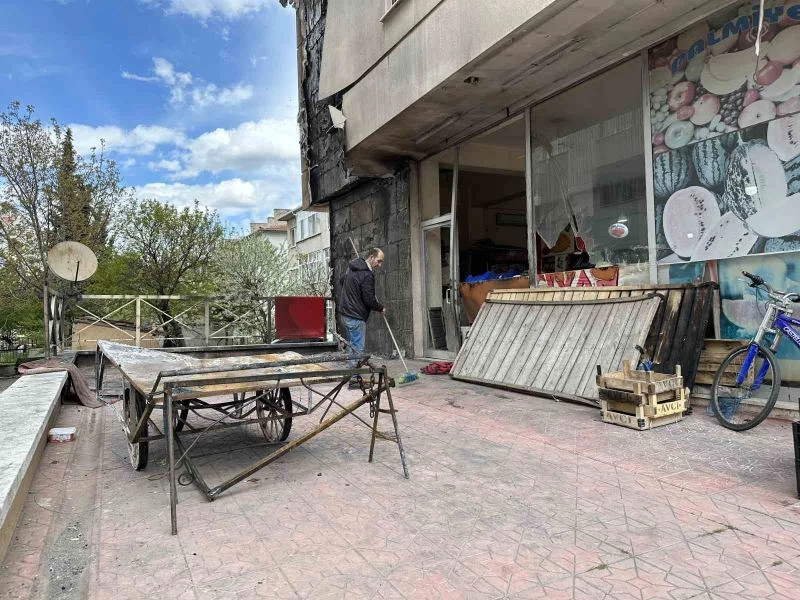 On binlerce liralık maddi zarara sebep olan yangında kundaklama şüphesi
