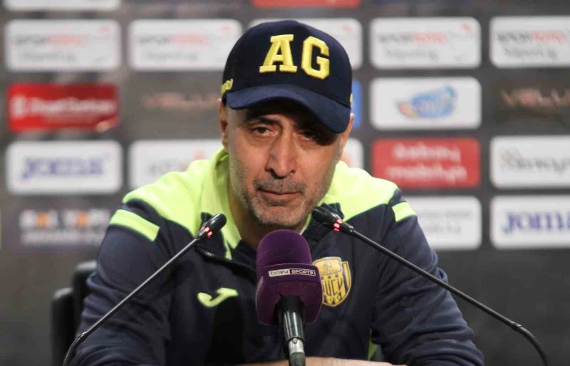 Tolunay Kafkas: “Kazanabilecek net pozisyonları gole çeviremedik”
