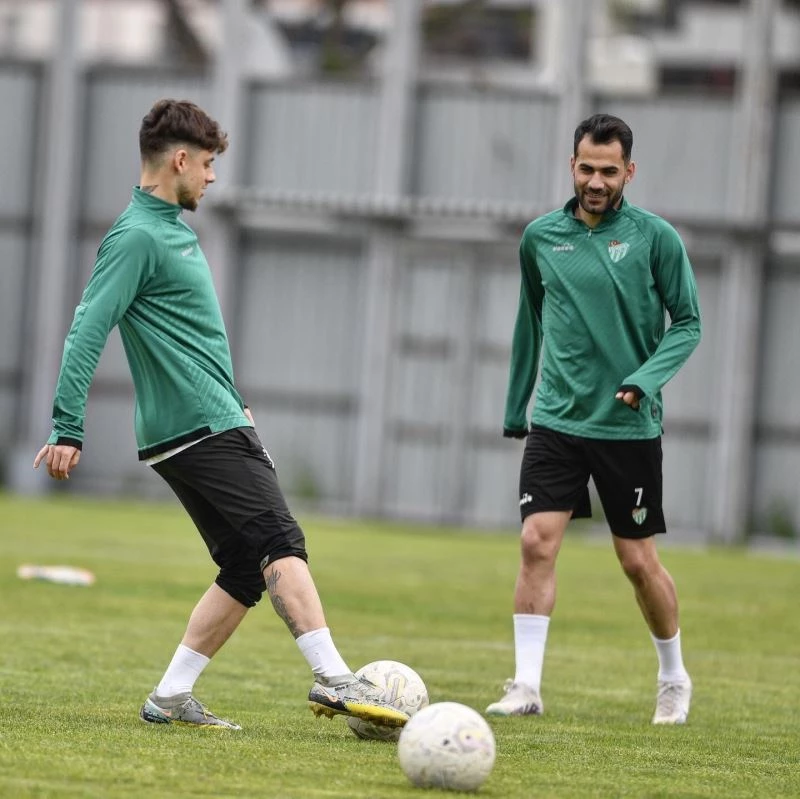 Bursaspor’da Arnavutköy Belediyespor maçı hazırlıkları tamamlandı
