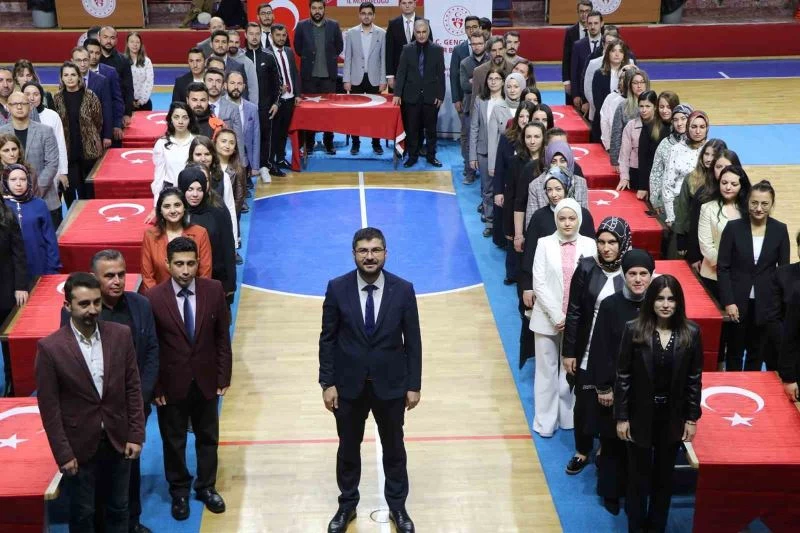 Kütahya Gençlik ve Spor İl Müdürlüğünde 146 memur yemin ederek kadroya geçti
