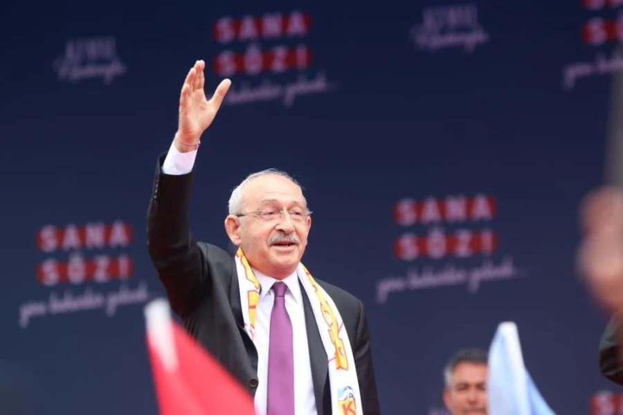 Kılıçdaroğlu: “Herkesin caddelerde huzur içinde gezdiği bir ülke inşa edeceğiz”