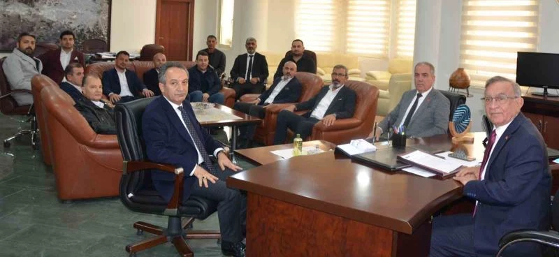 Başkan Akay: “Çözüm noktasında iş birliğine hazırız”
