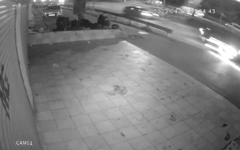 Şişli’de 17 yaşındaki motosikletli gencin feci ölümü kamerada
