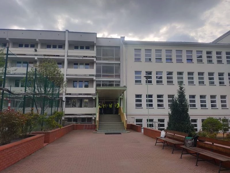 Polonya’da, Rusya’nın Varşova Büyükelçiliğine bağlı okula el kondu
