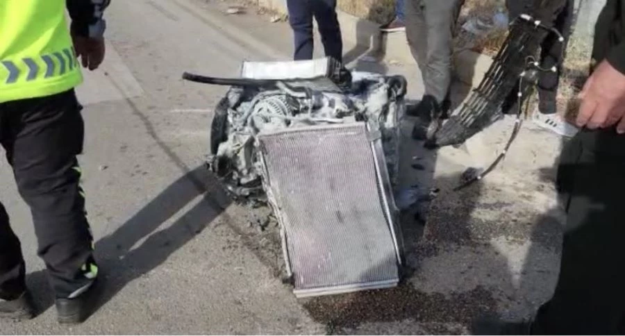 3 günlük aracının motoru metrelerce ilerde bulundu