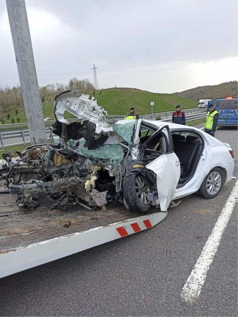 Kuzey Marmara’da feci kaza: Motor, otomobilden ayrılarak yola savruldu
