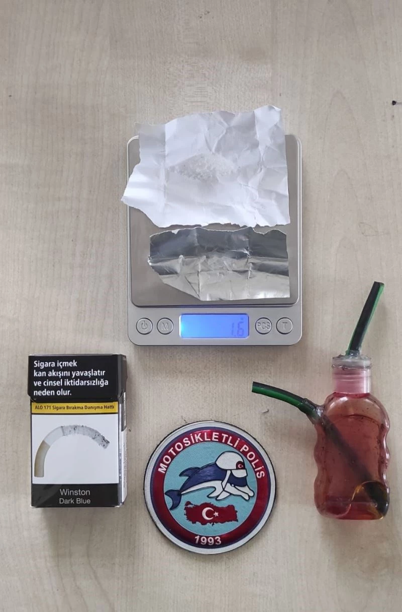 ‘Dur’ ihtarına uymayarak kaçan sürücüye 17 bin 331 TL para cezası kesildi
