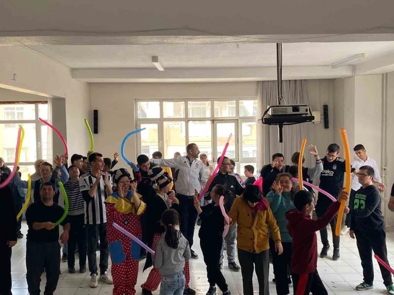 Salihli Beşiktaşlılar Derneği’nden, özel çocuklara özel etkinlik
