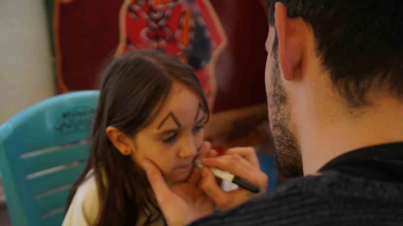 Depremzede çocuklar 