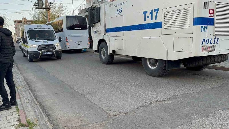 Batman’da iftar saatinde iki aile arasında taşlı sopalı kavga: 5 yaralı
