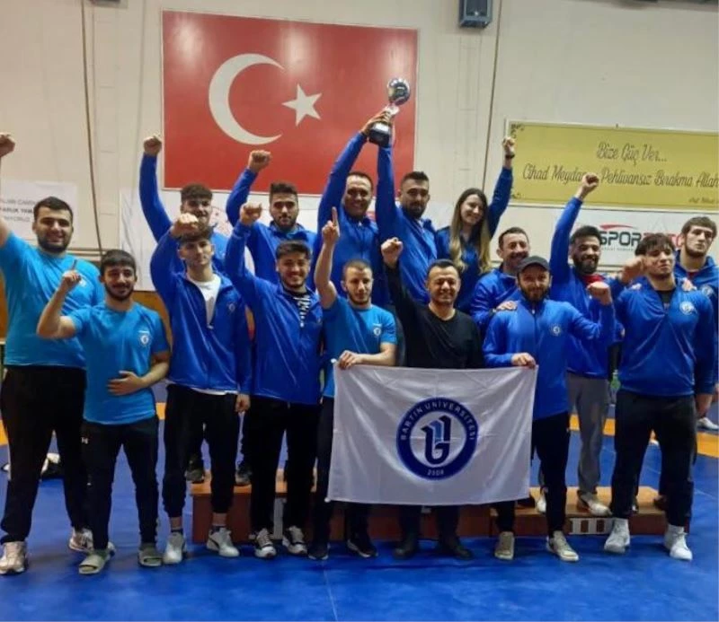 BARÜ’lü güreşçiler 5 altın, 4 bronz madalya ile Türkiye şampiyonu oldu
