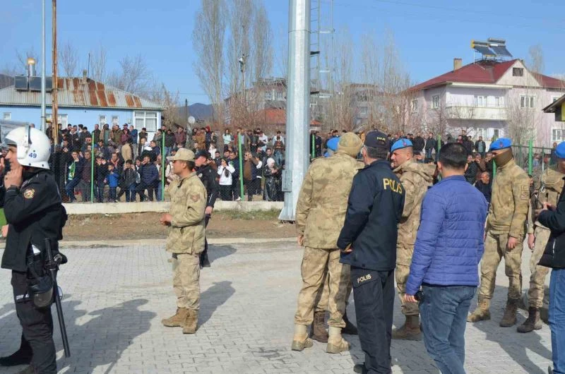 Amatör maçta olaylar çıktı, polis TOMA ile müdahale etti
