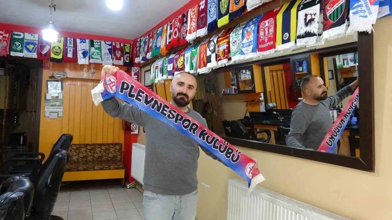 Bu berberi görenler dilek ağacı sanıyor
