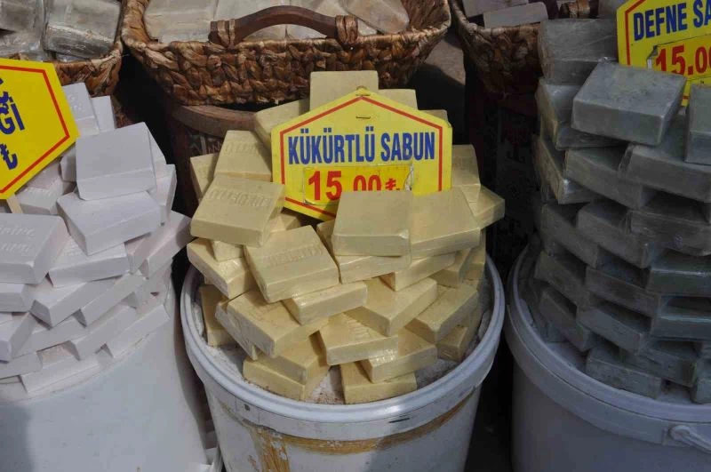 Uyuz olan vatandaşlar çareyi kükürt sabununda aradı
