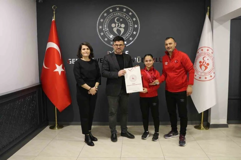 Yazıcı, Dünya şampiyonunu ağırladı
