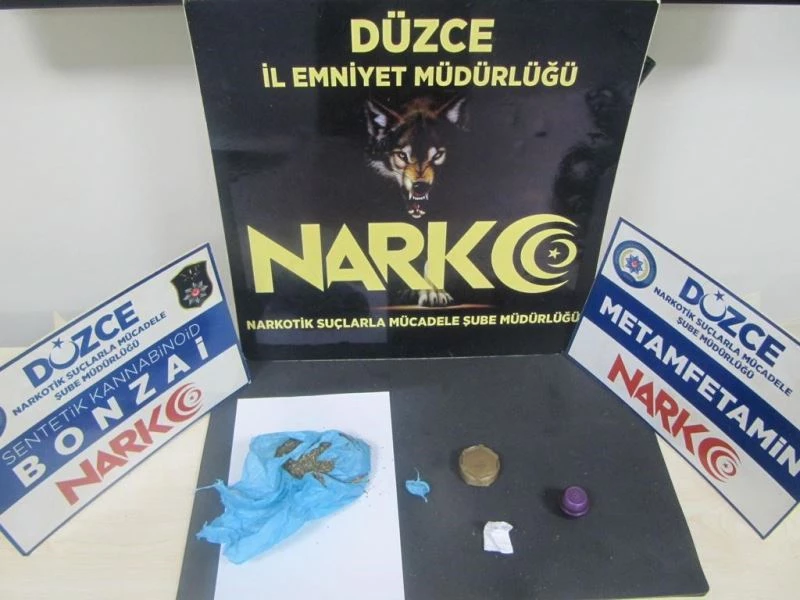 Şüphe üzerine durdurulan araçtan uyuşturucu çıktı
