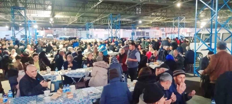 Edremit’te “Birlik, Beraberlik ve Kardeşlik iftarı”
