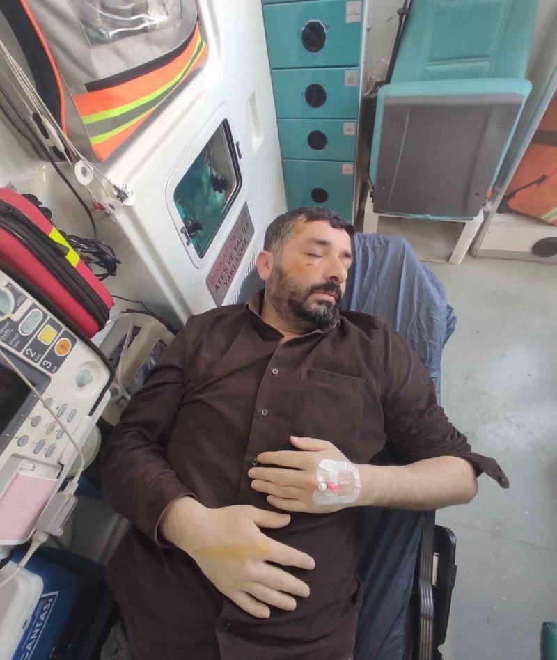 Mersin’de HDP taraftarı Hüdapar’lıların standı önünde havaya ateş etti
