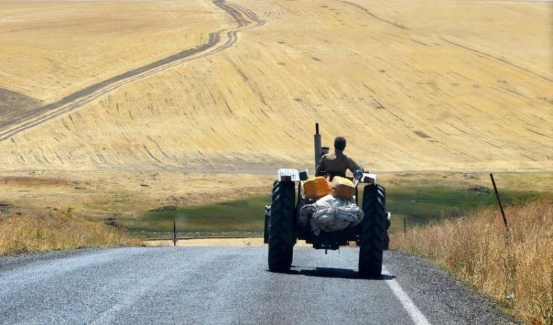 Erzurum’da trafiğe kayıtlı 20 bin 939 traktör var
