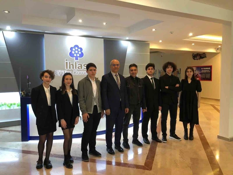 İhlas Kolejine BAUMUN’dan ödül
