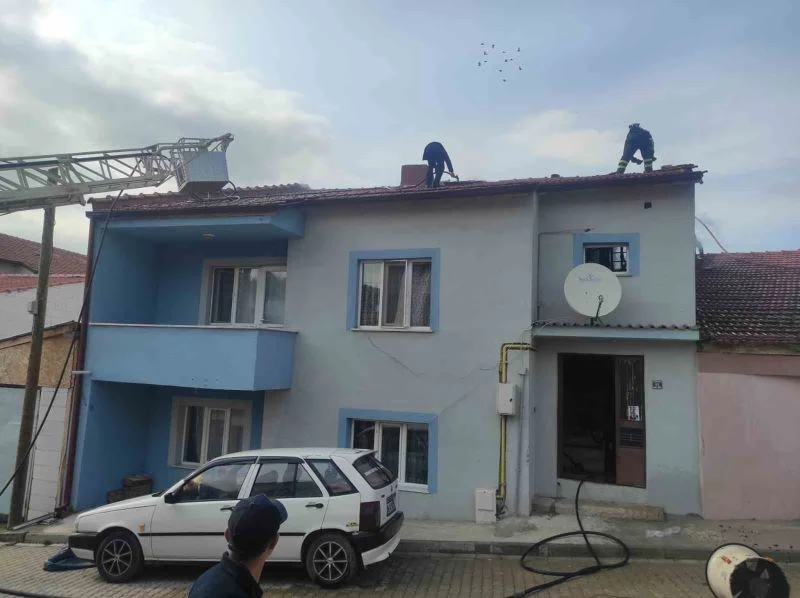 Bozüyük’te maddi hasarlı yangın
