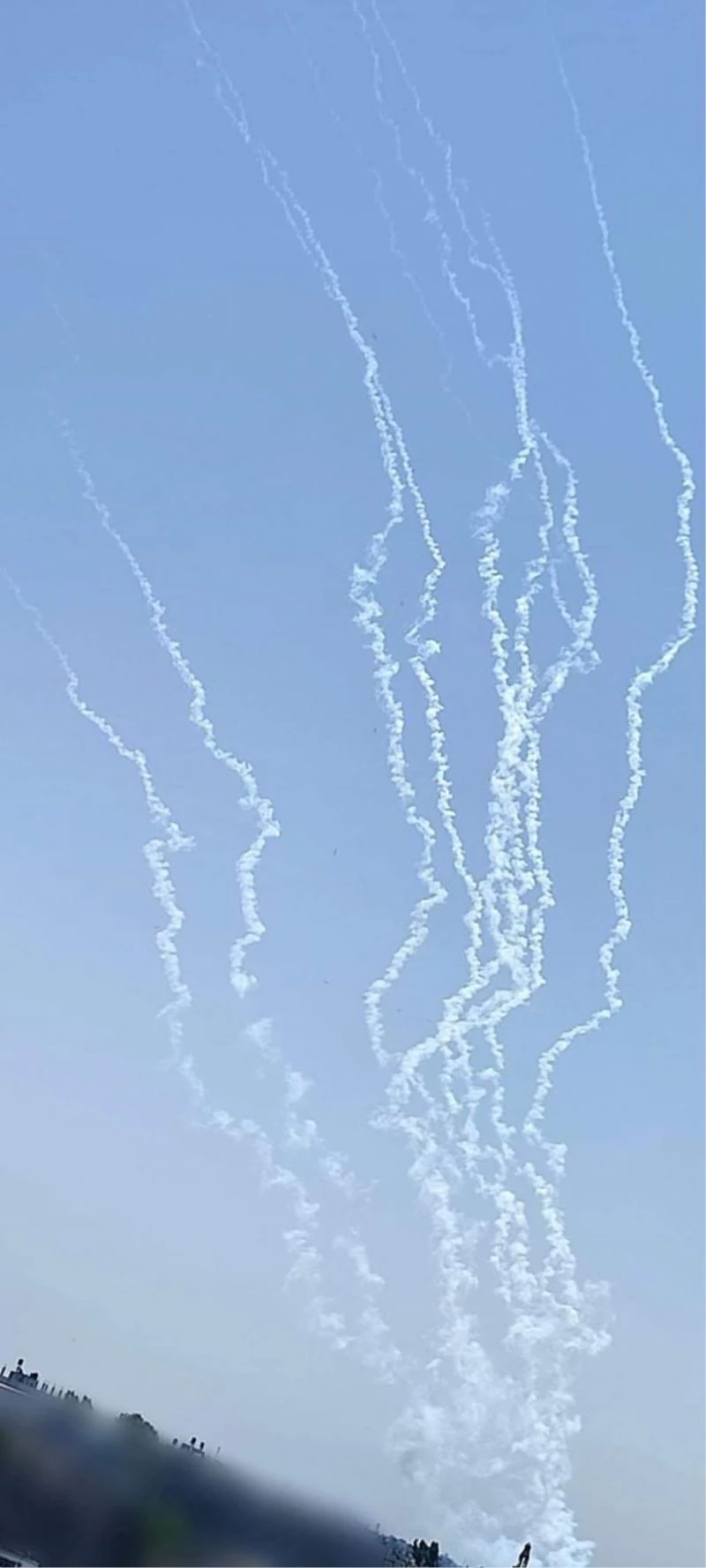 Tel Aviv’de siren sesleri yükseldi
