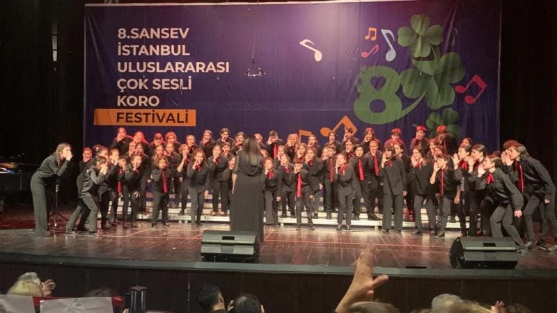 Çocuk Korosu 8. Sansev Uluslararası Koro Festivali’nden ödülle döndü
