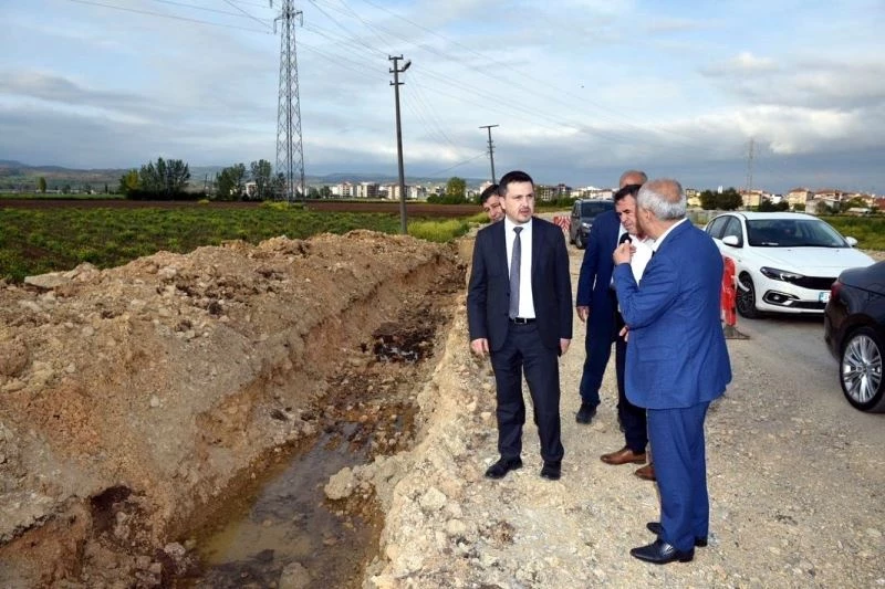 Yenişehir’de elektrik telleri yer altına alınıyor
