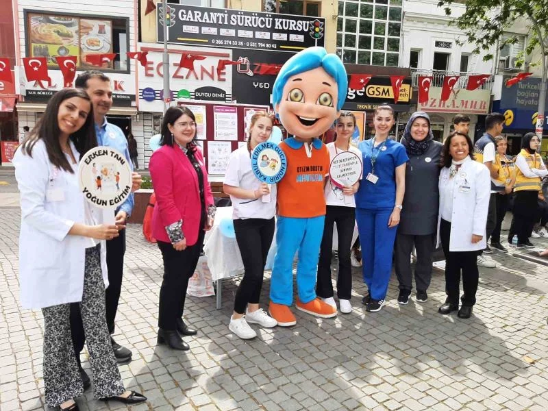 Edremit’te meydanda sağlık fuarı
