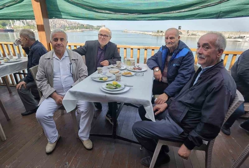 TTK çalışanları yıllar sonra buluştu
