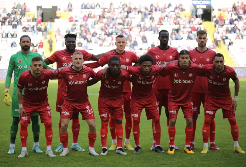 Sivasspor, ligde 16. yenilgisini aldı
