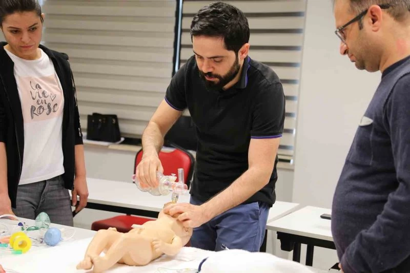 Diyarbakır’da 2023 yılının ilk NRP eğitimi düzenlendi
