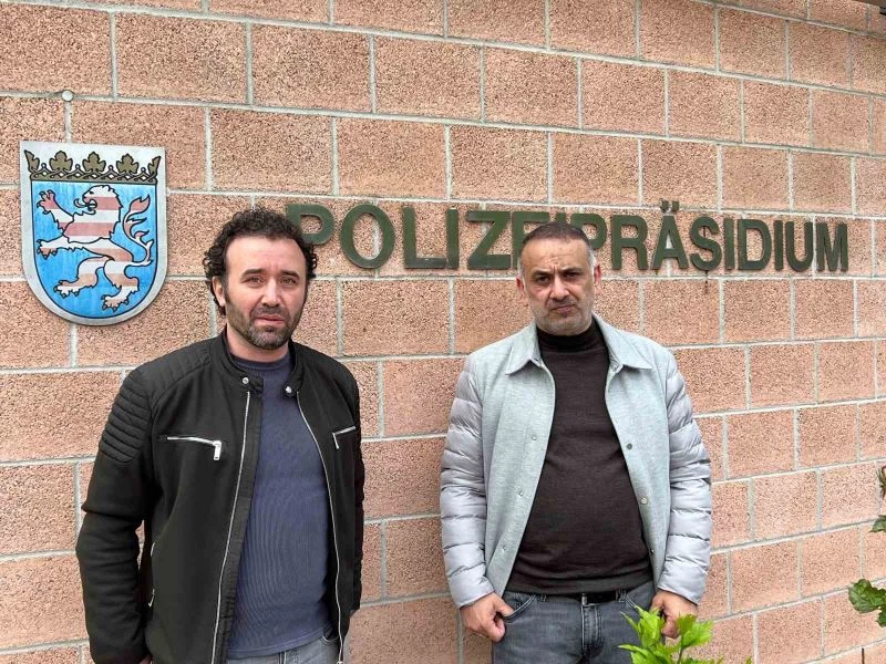 Almanya’da gözaltına alınan Türk gazeteciler serbest bırakıldı
