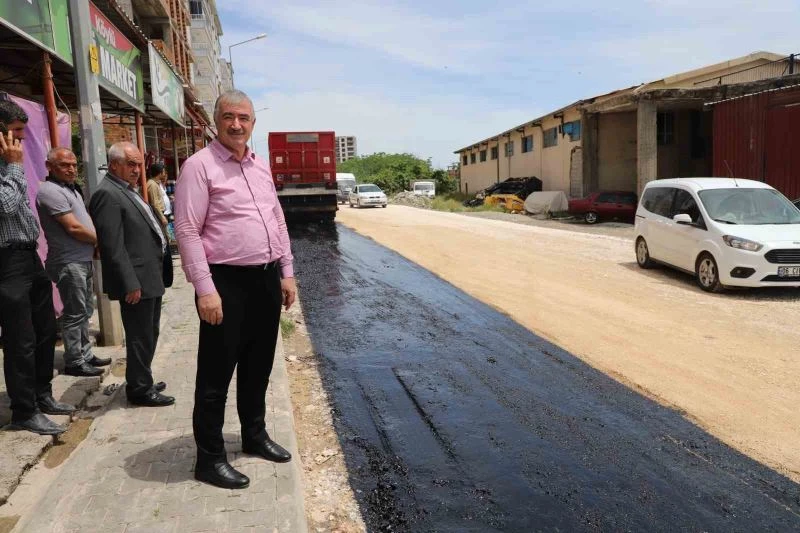 Kahta’da sezonun ilk asfaltı seriliyor
